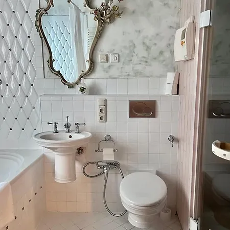 Lux Mit Sauna דירה *