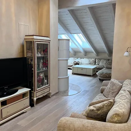 Lux Mit Sauna Apartment
