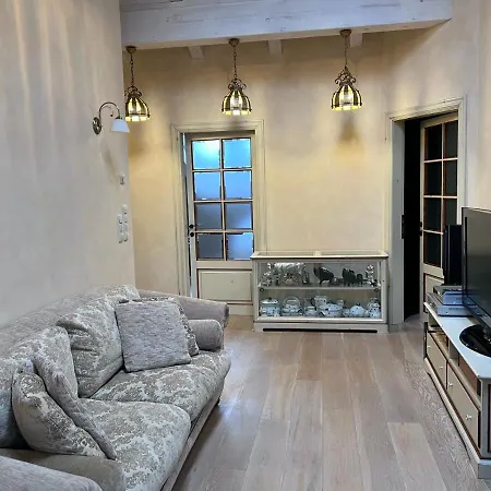 Lux Mit Sauna Apartment *